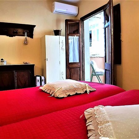 Casa Vacanza La Posadina Baunei Extérieur photo